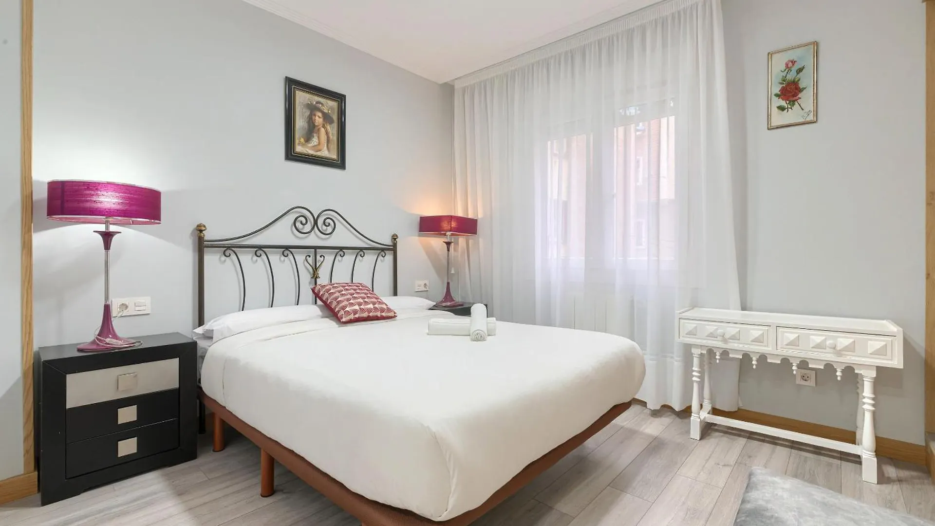 Vivienda Turistica Centrica Y Con Estilo En El Encantador Barrio La Cruz Μπιλμπάο 0*,  Ισπανία