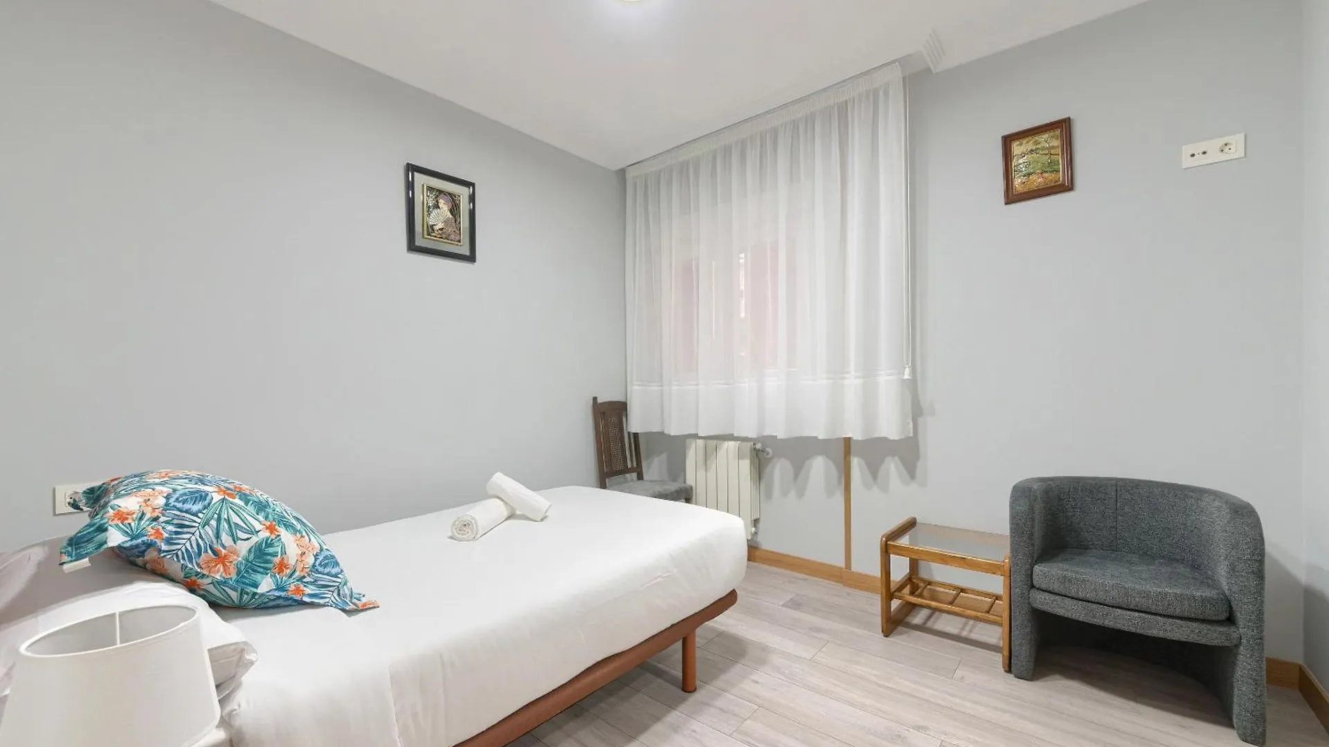 Vivienda Turistica Centrica Y Con Estilo En El Encantador Barrio La Cruz Μπιλμπάο 0*,  Ισπανία